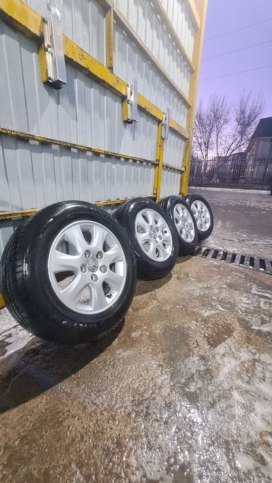 Продам Диск Тойота оригинал