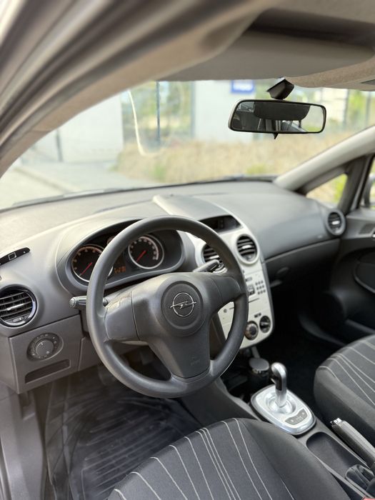 Opel Corsa 2008 cutie Automata revizi efectuate in reprezentanta !