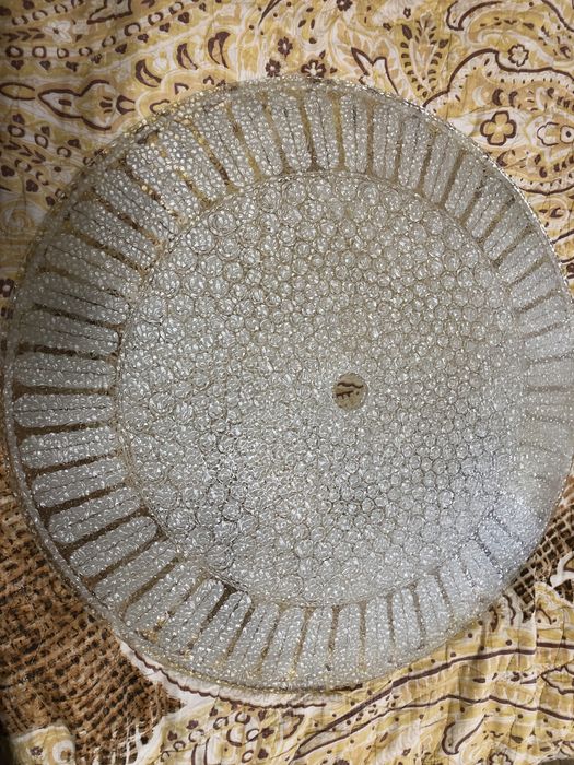 Продается  светильник и плафон.