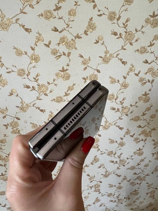 Galaxy Z fold 4 512gb