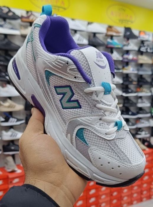 Seturi si adidasi barbati