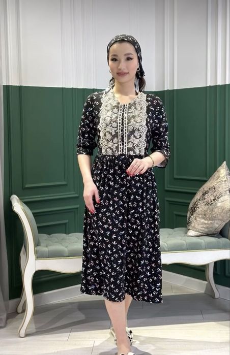 Продам платье+ платок