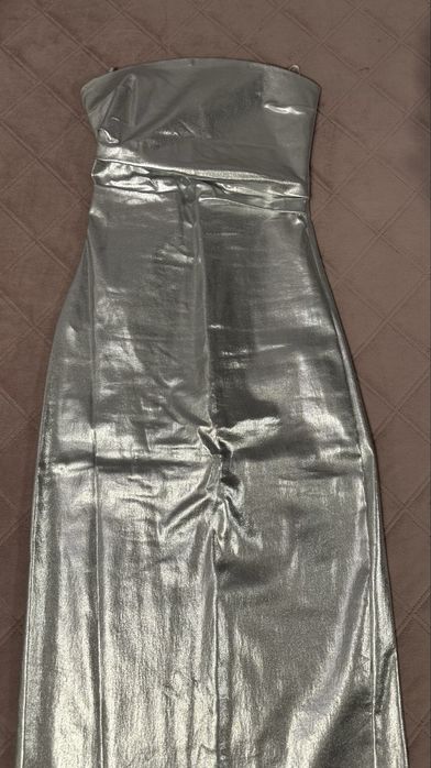 Дамска сребриста рокля Zara, XS размер, металик без презрамки