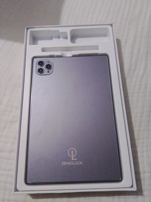 Планшет сатылады срочно