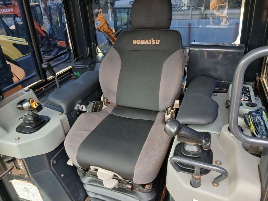 Vand buldozer komatsu D 61 PXi 24