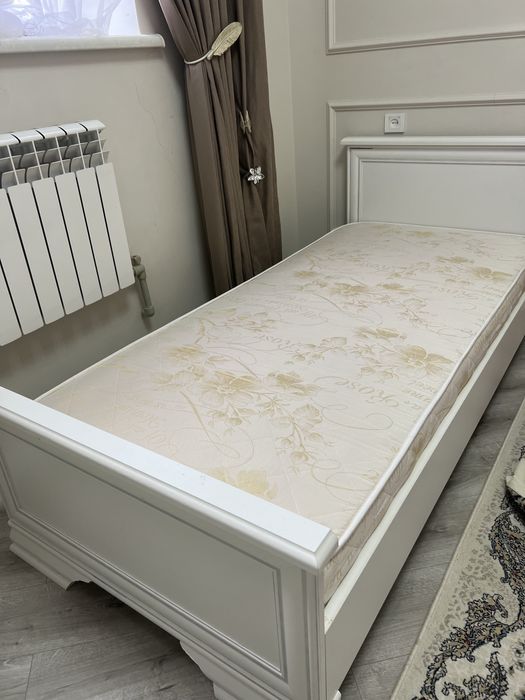 Кровати, в хорошем состоянии