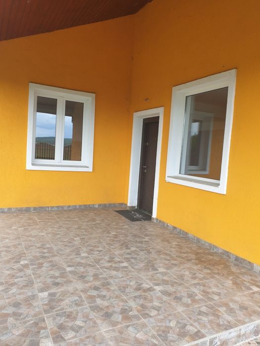 Casa zona Selgros Ernei