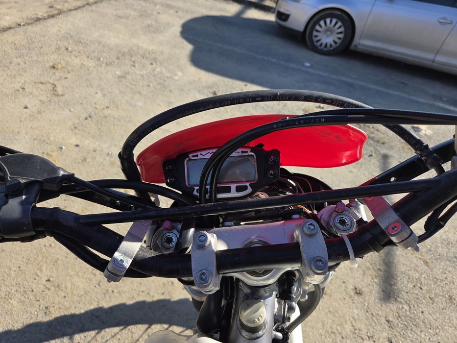 Honda xr 400r in stare excepțională