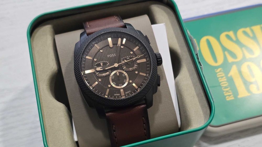 ***НОВ***Часовник Fossil FS6103