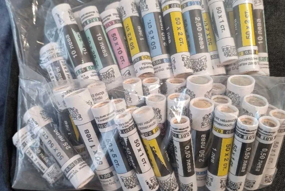 Сет UNC монети от 1 ст. до 2 лв. (1999, 2000, 2002 и 2015) в капсули