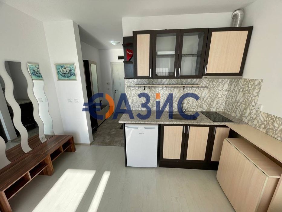 Продава се Едностаен апартамент в Свети Влас - 35 кв.м за 1226 €/кв.м - Снимка #1