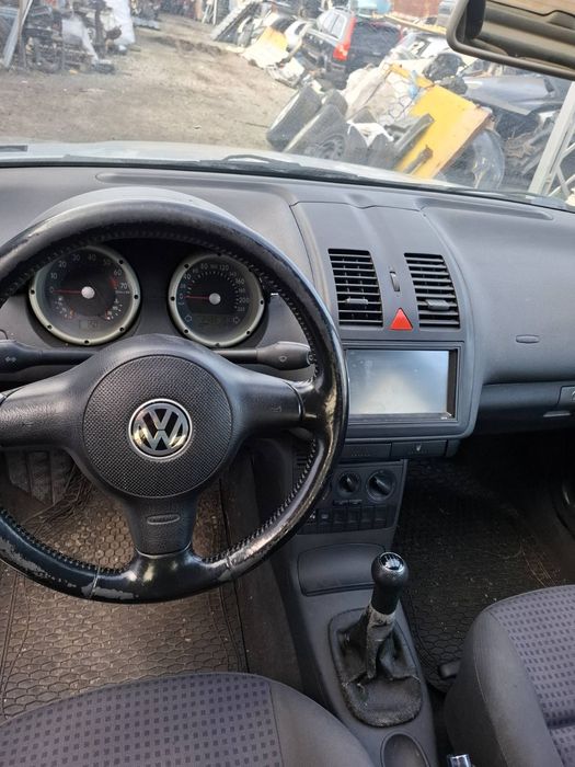Volkswagen Polo 2001 година 1.4 бензин на части