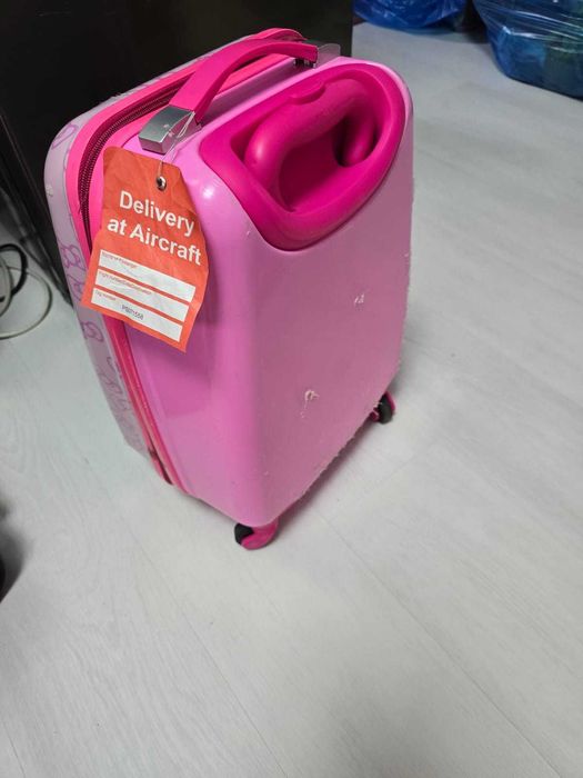 Продам детский чемодан и рюкзак kitty