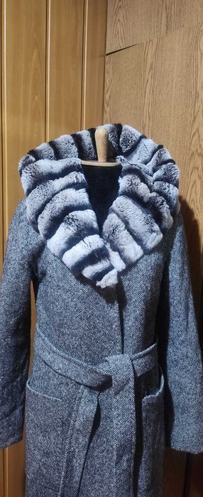 Шерстяное пальто