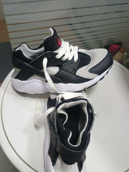 Nike adidași băieți ,fete Nr 36 calapod mic baiatul meu are 34 jumate