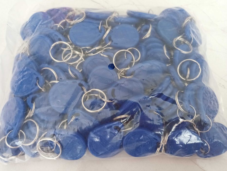 Чипове с код,Access control,за входна врата,асансьор,бариера,кит 100бр