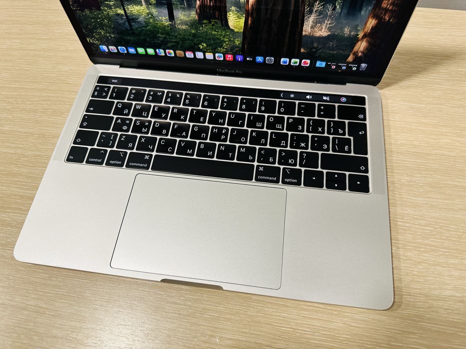 MacBook Pro TouchBar, МакБук Про Silver 256GB