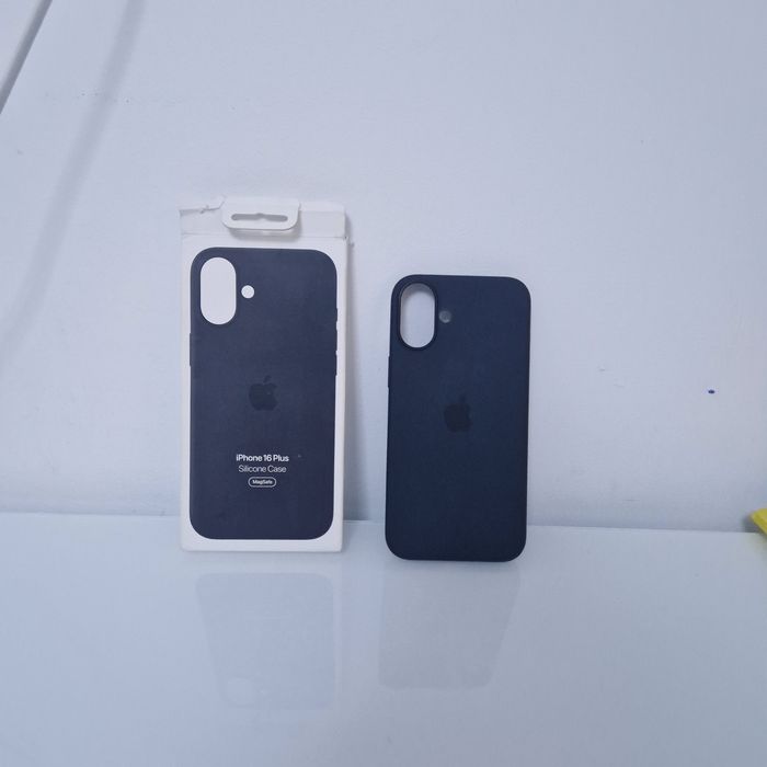 Husă iphone 16 plus originalaă nefolosită