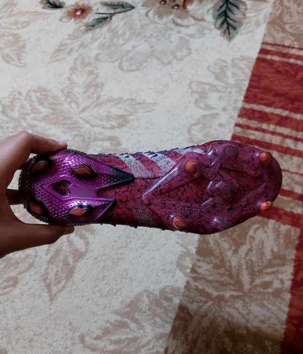 Предатор Адидас бутсы 40 р