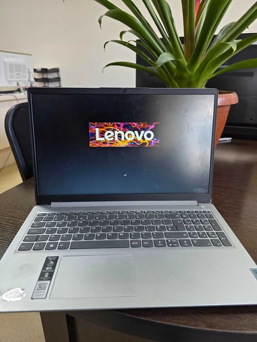 Nootebook  Lenovo
