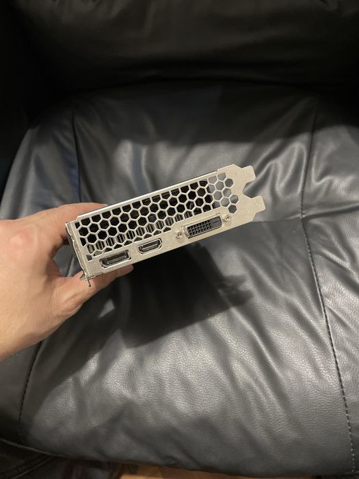 Срочно! Palit GTX1050Ti - 4Gb