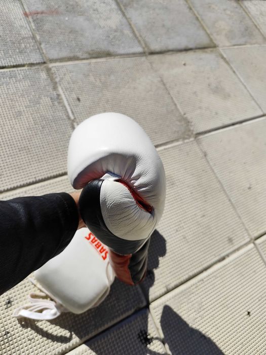 Боксови ръкавици - SABAS (Ръчно шити в Мексико)