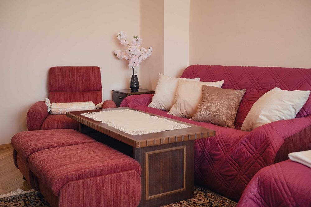 Дава се под наем Тристаен апартамент в Варна, Младост 2 - 70 кв.м за 484.5 € - Снимка #1