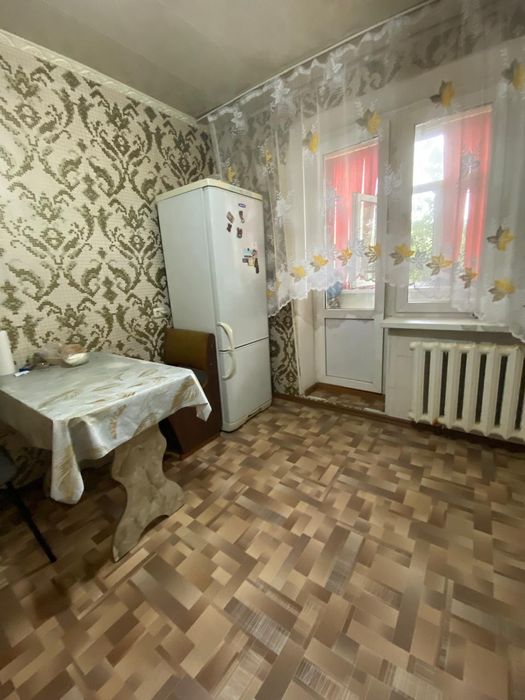 Продам 2 комнатную квартиру.