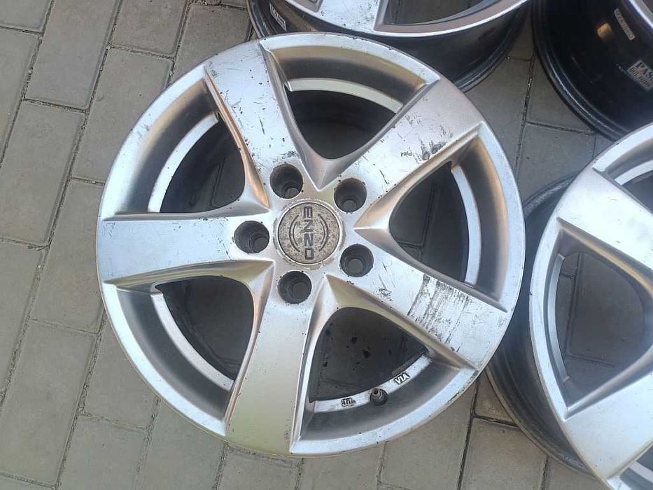 Продам легкосплавные диски на Opel.