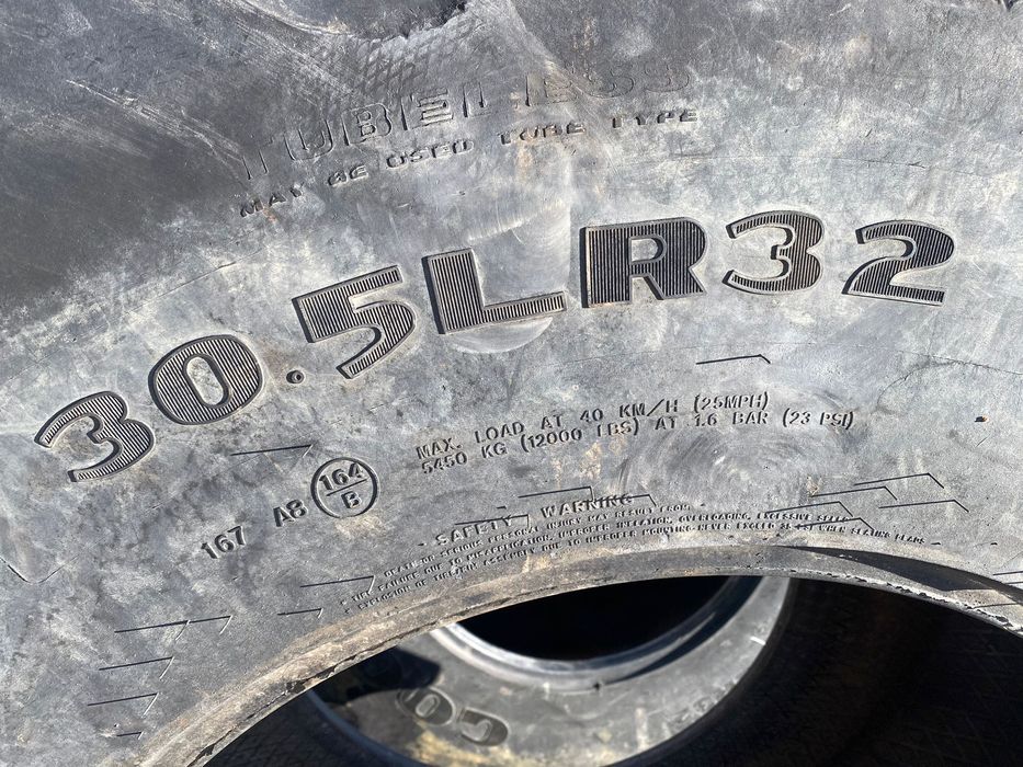 Cauciuc Anvelope 30.5 LR 32