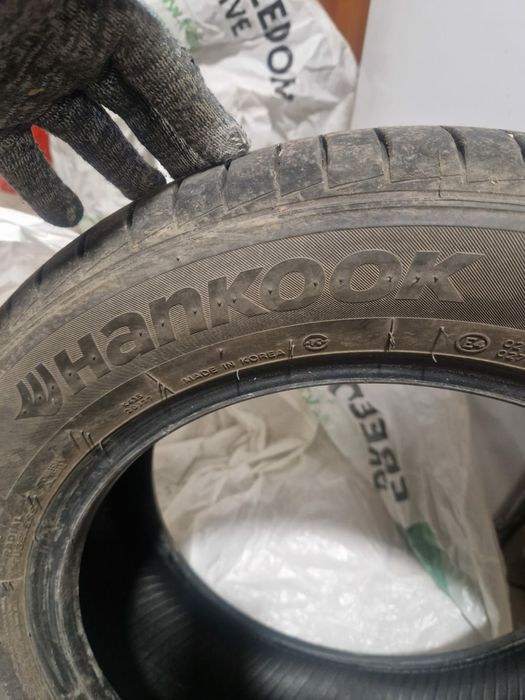 Продам комплект шин