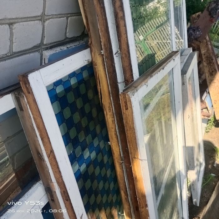 Продам недорого рамы