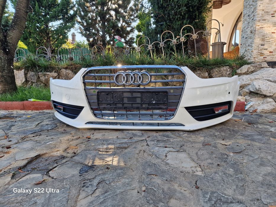 Bara fata cu grila audi a4 b8 facelift cu senzori