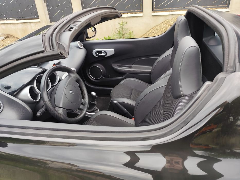 Decapotabilă renault wind