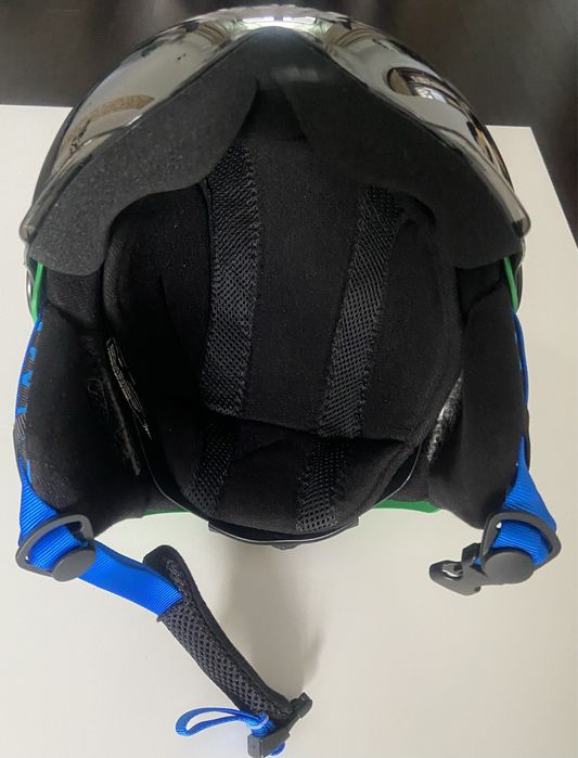 Casca de schi Bolle, cu viziera, in stare perfecta.