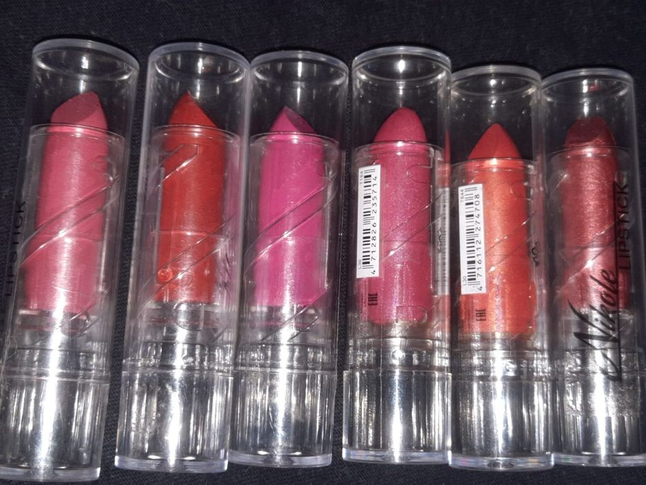 Новую помаду отдам