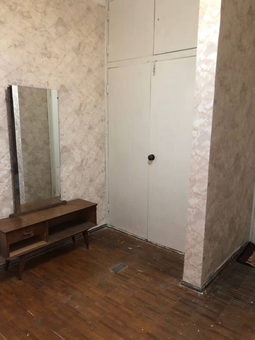 Массив Куйлюк-4, 2/2/4 рядом метро, развитая инфраструктура.