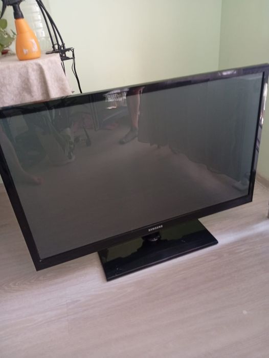 Продам телевизор