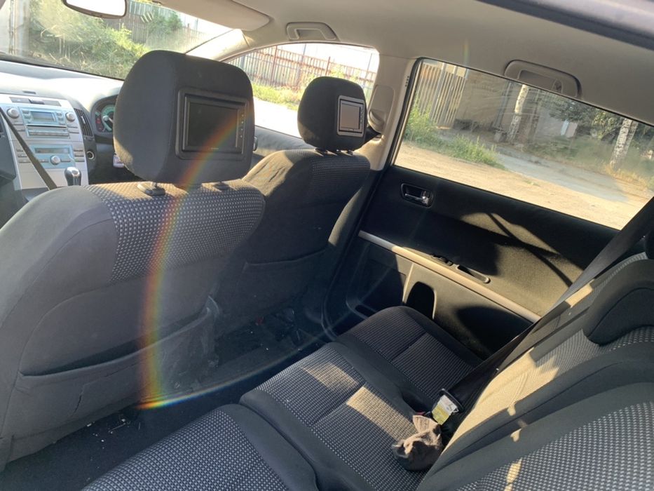 На Части Toyota Corolla Verso 2.2 177 D-Cat Корола Версо T180