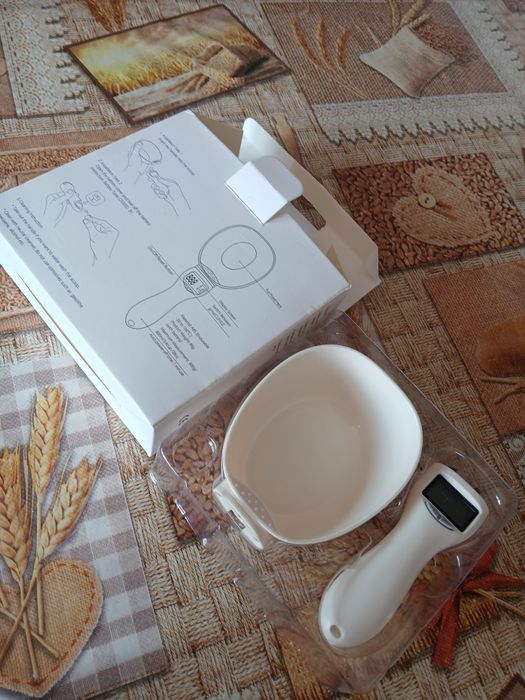 Кухненска везна , с дисплей, тип лъжица, автоматично спиране, макс