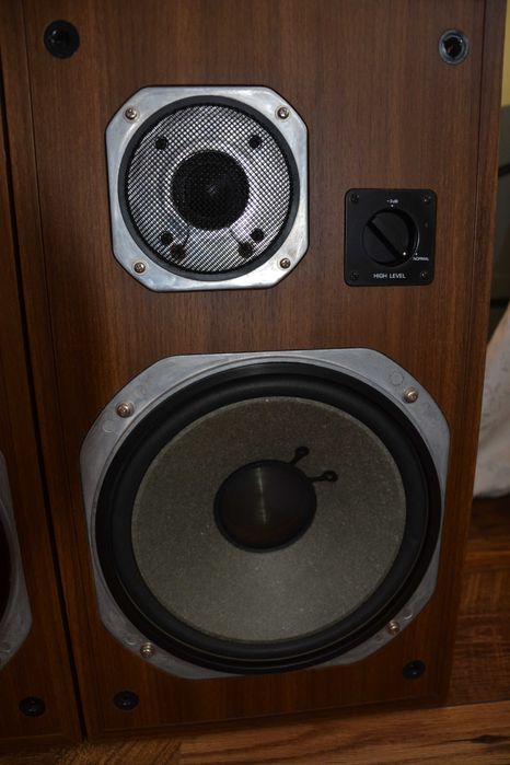 Тонколони Yamaha NS-645