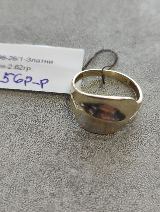 Златен пръстен 2.62гр 14карата 56размер
