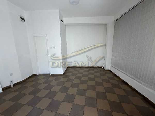 Магазин в Каменица 1 под наем! 71891077