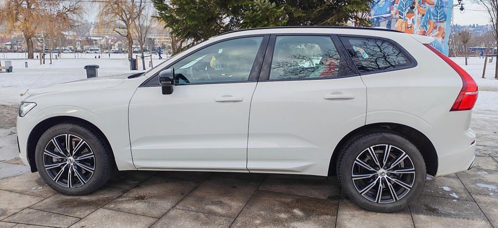 VOLVO XC 60 Diesel 4x4 B4 RAR efectuat R Design Shadow Line