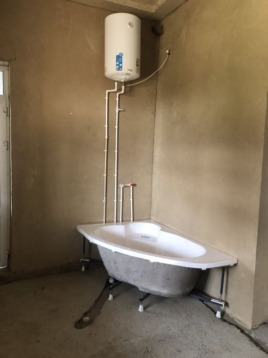 Santehnik ishlari bo’sa tuzatib beramiz