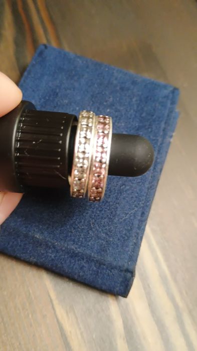 Inele Pandora cu zirconiu alb și roz,mărime 56,arată impecabil