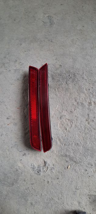 Продам отрижатели заднего бампера от малибу 1.оригинал сняты с машины.