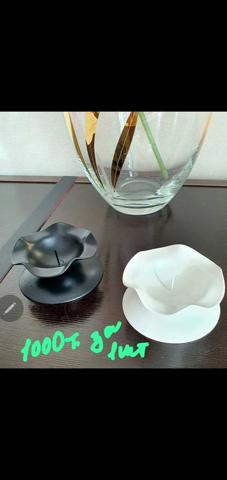 Подсвечники металлические.