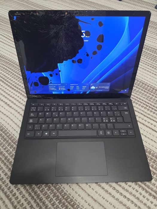 Laptop Microsoft Surface 3 model 1868
