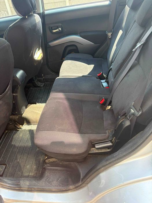 Mitsubishi Outlander II